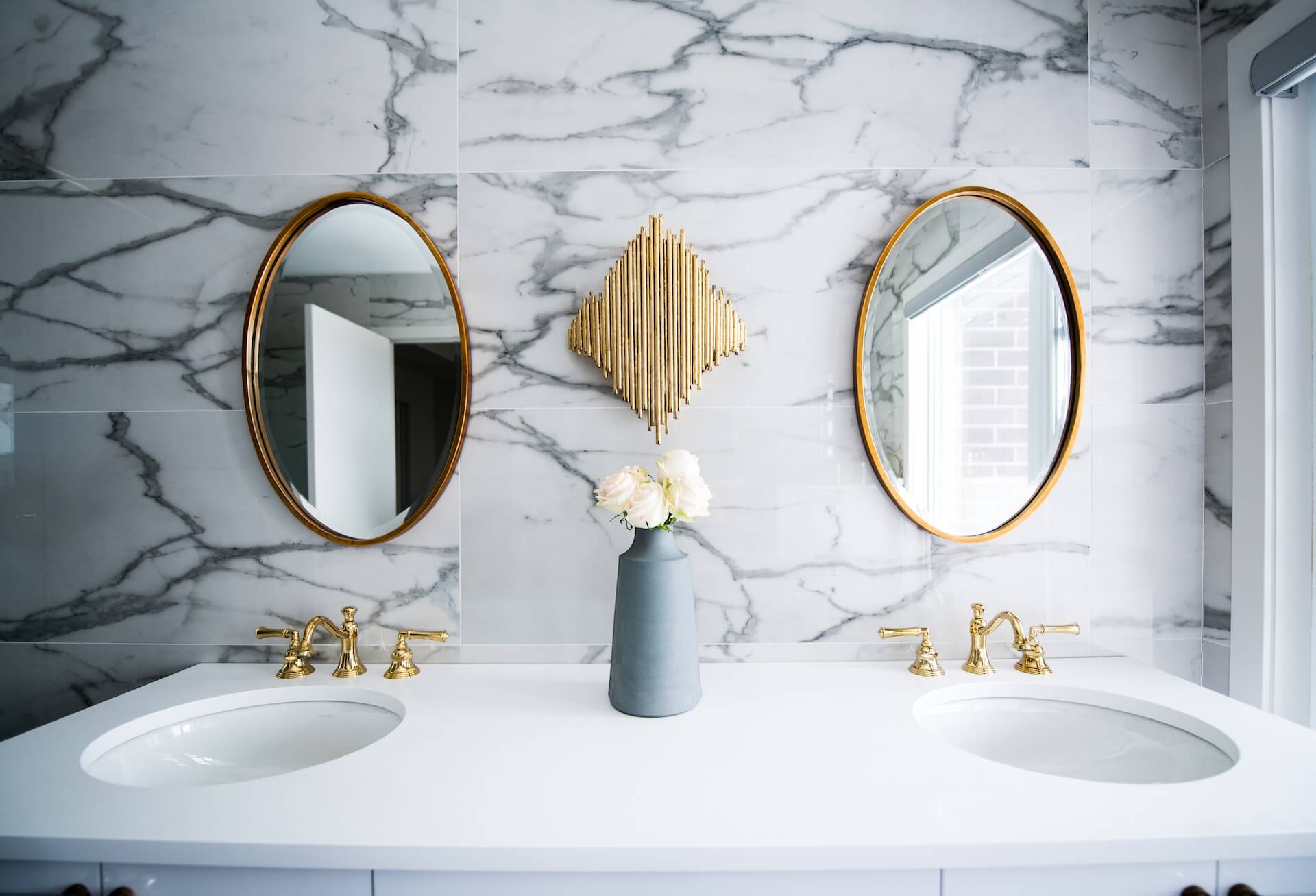 Smart Bathroom Mirrors